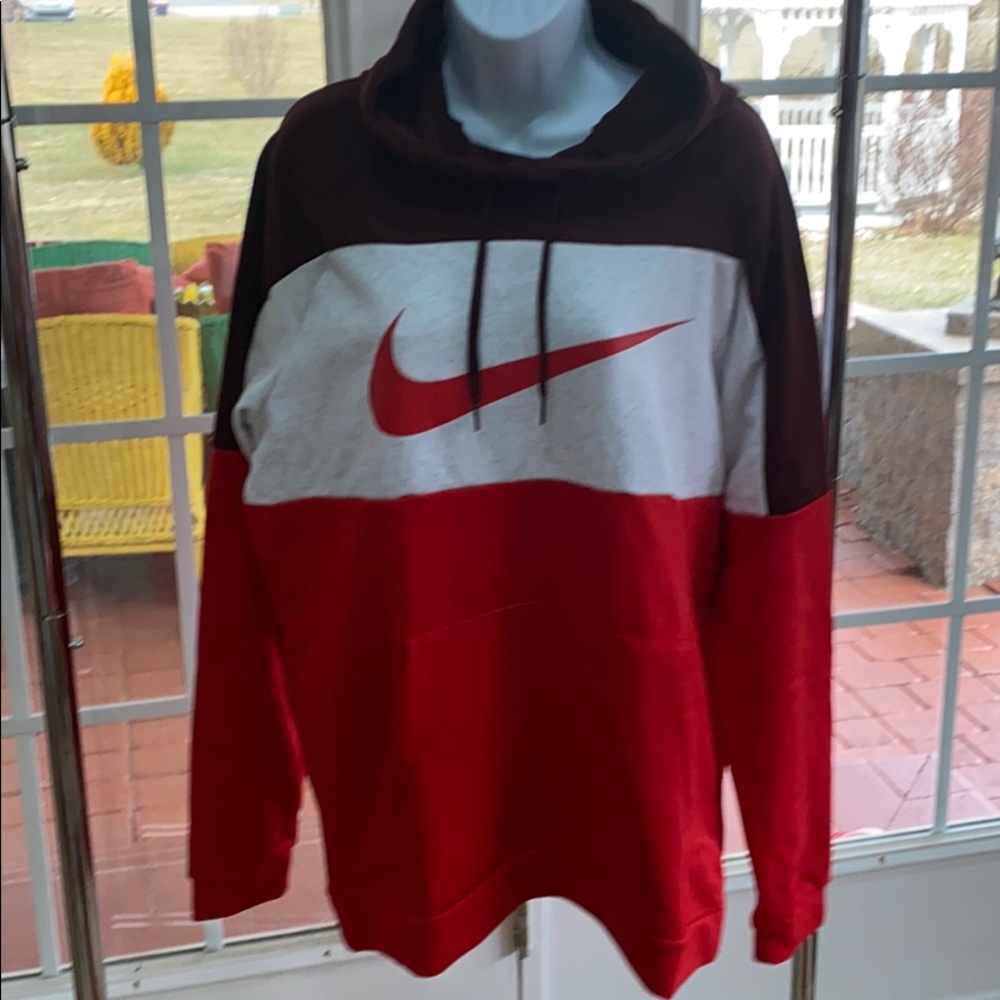 Nike Men’s sweatshirt